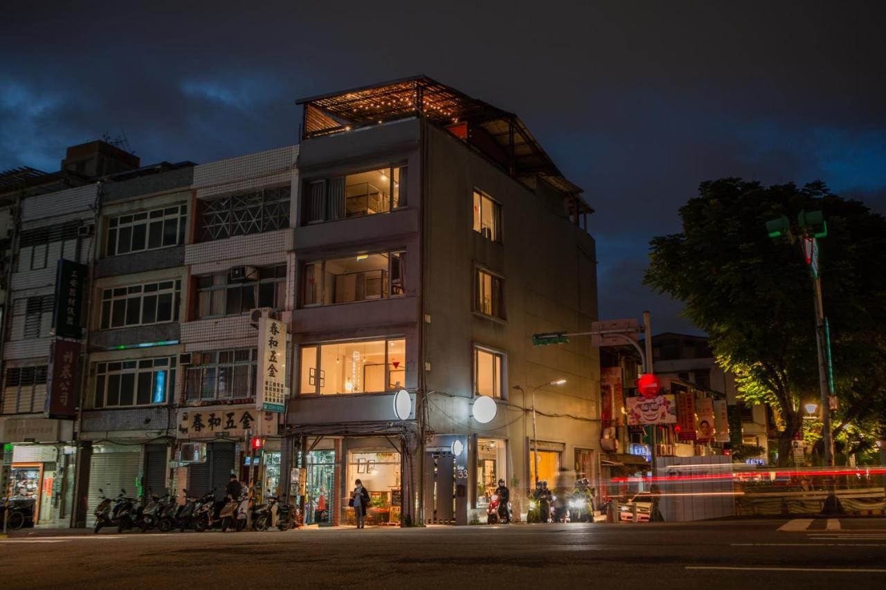 Corner Hostel & Cafe Taipei Exterior photo